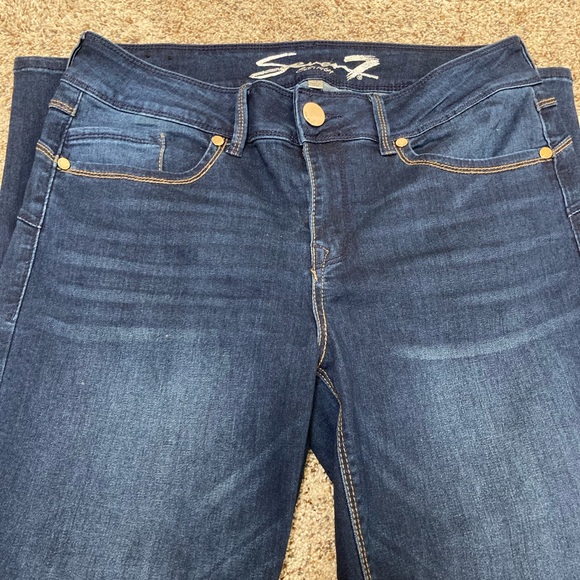 Seven7 Denim - Seven7 Jegging Jeans